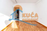 Lokal | 4zida