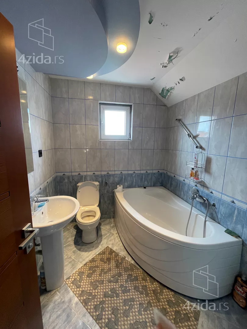 3-etažna kuća | 4zida