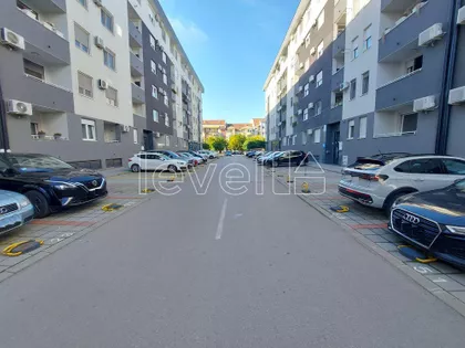 Sajmište | 4zida.rs