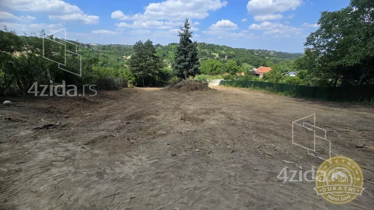 Plac | 4zida