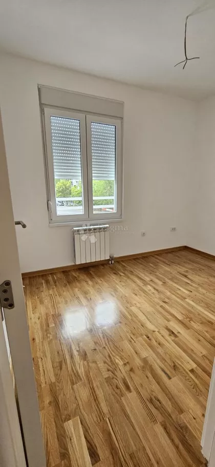 Kraljice Jelene | 4zida.rs