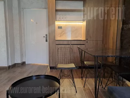 KNEZ MIHAILOVA | 4zida.rs