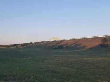 Okolne lokacije | 4zida.rs