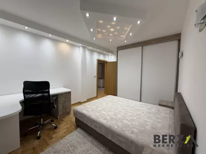 Bulevar Patrijarha Pavla (Somborski Bulevar) | 4zida.rs