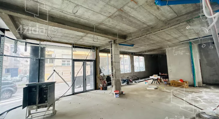 Poslovni prostor | 4zida