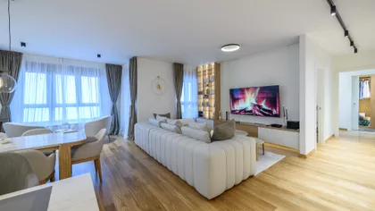 Tadije Sondermajera | 4zida.rs