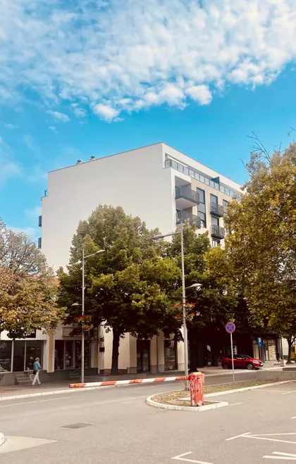 Karađorđeva 87 | 4zida.rs