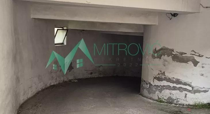 Garaža | 4zida