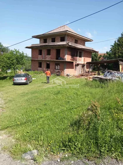 Izvorska | 4zida.rs