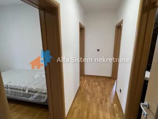 Četvoroiposoban stan | 4zida