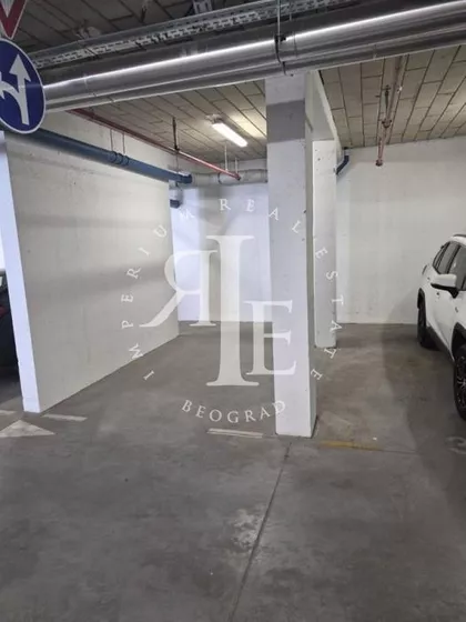 Bežanijska kosa 1 | 4zida.rs