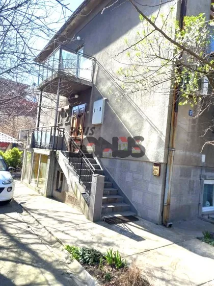 Krajiška | 4zida.rs