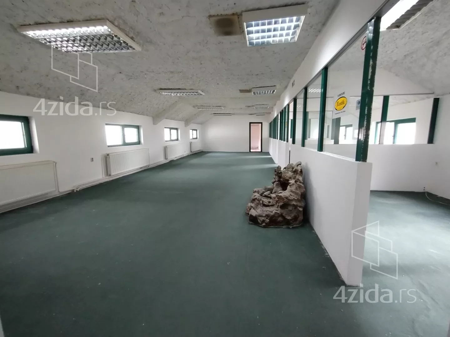 Poslovni prostor | 4zida