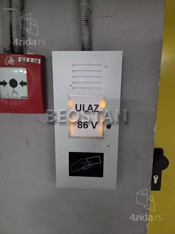 Garaža | 4zida