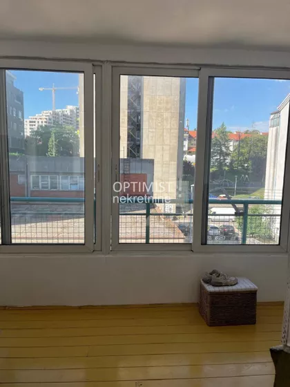 Ustanička | 4zida.rs