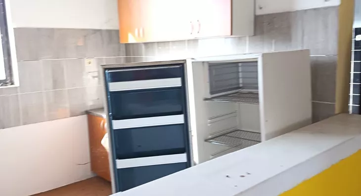 Poslovna zgrada | 4zida