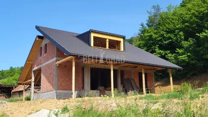 Kraljice Drage | 4zida.rs