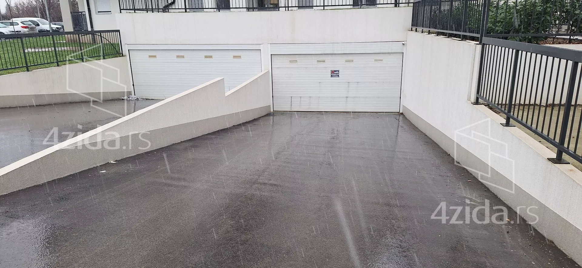 Garaža | 4zida