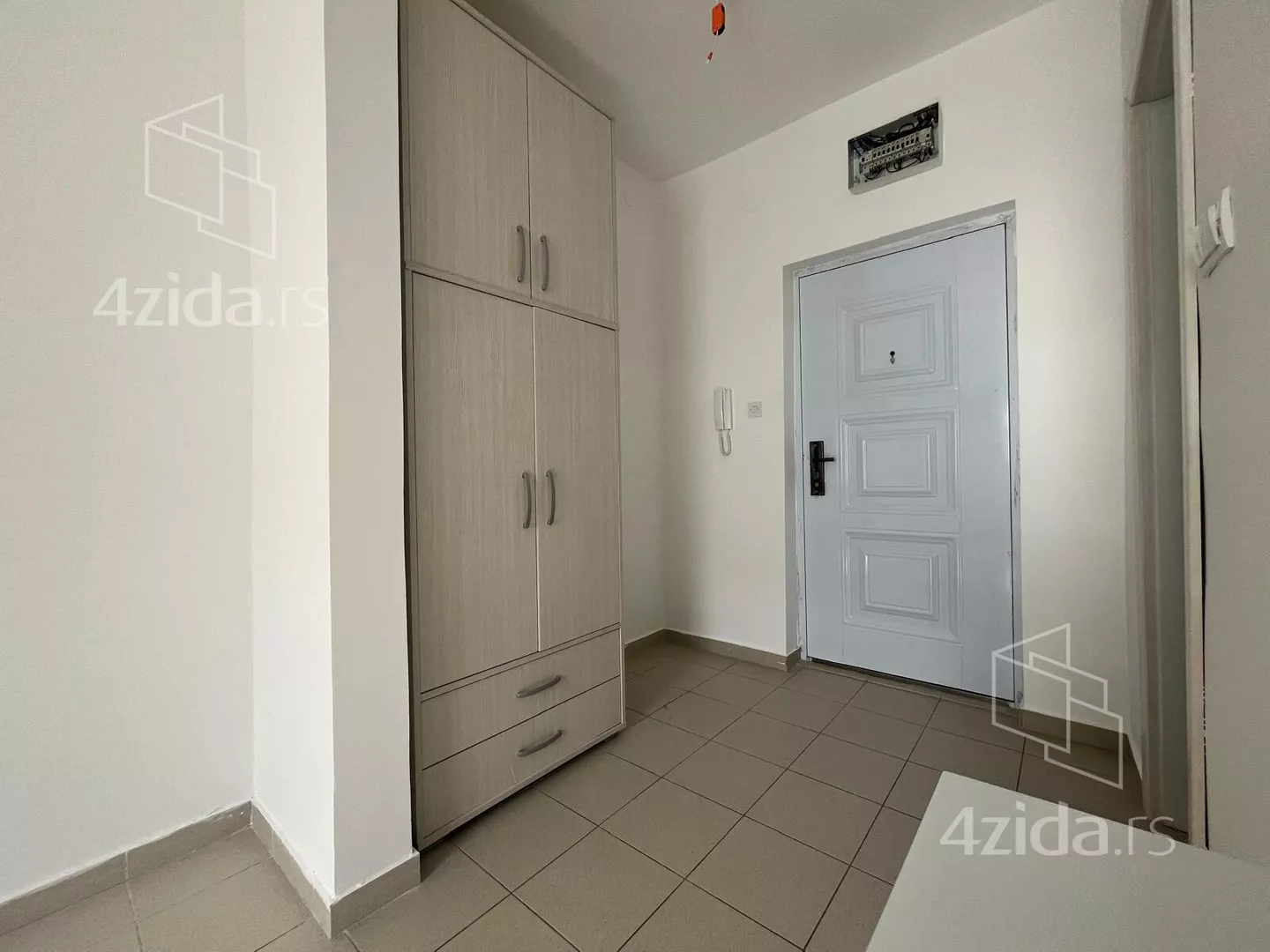 Garsonjera | 4zida