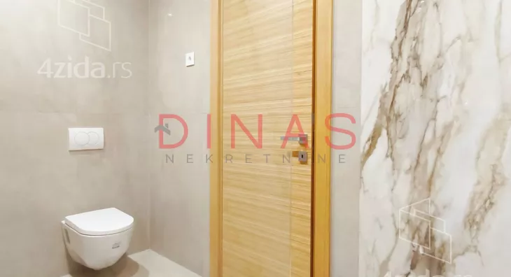 Četvoroiposoban stan | 4zida