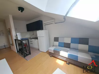 Banatić | 4zida.rs
