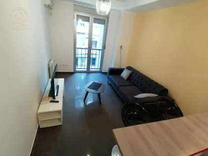 Crveni Krst Vračar | 4zida.rs