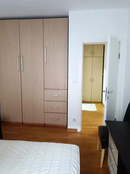 Skender Begova | 4zida.rs