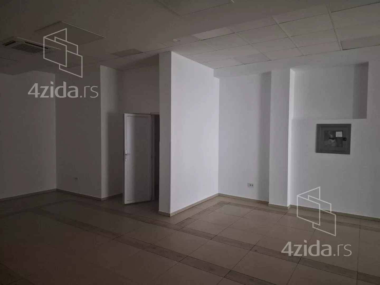 Lokal | 4zida