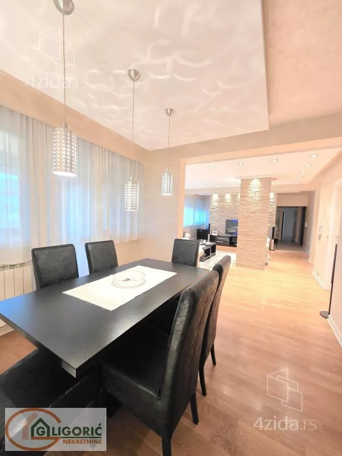 Petosoban stan | 4zida