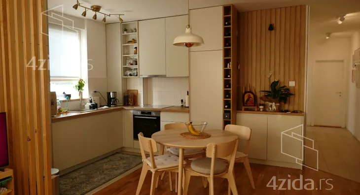 Troiposoban stan | 4zida