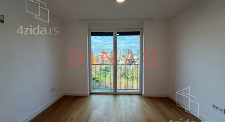 Petosoban stan | 4zida