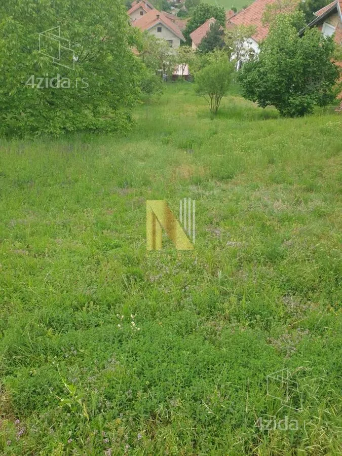 Plac | 4zida