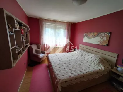 Krilova | 4zida.rs
