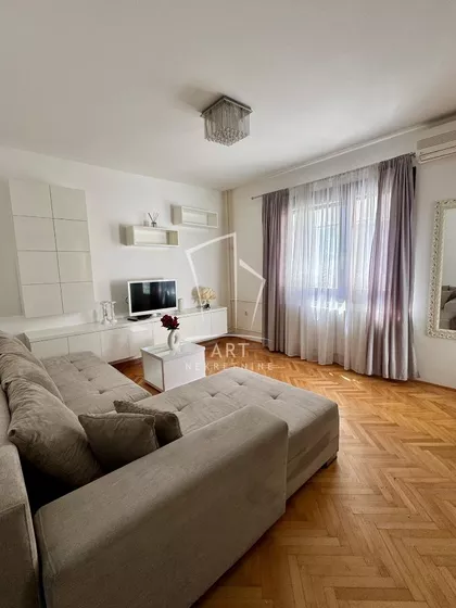 Arčibalda Rajsa | 4zida.rs