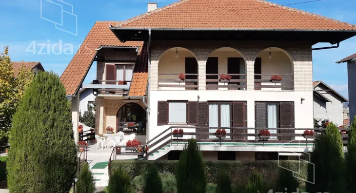 2-etažna kuća | 4zida