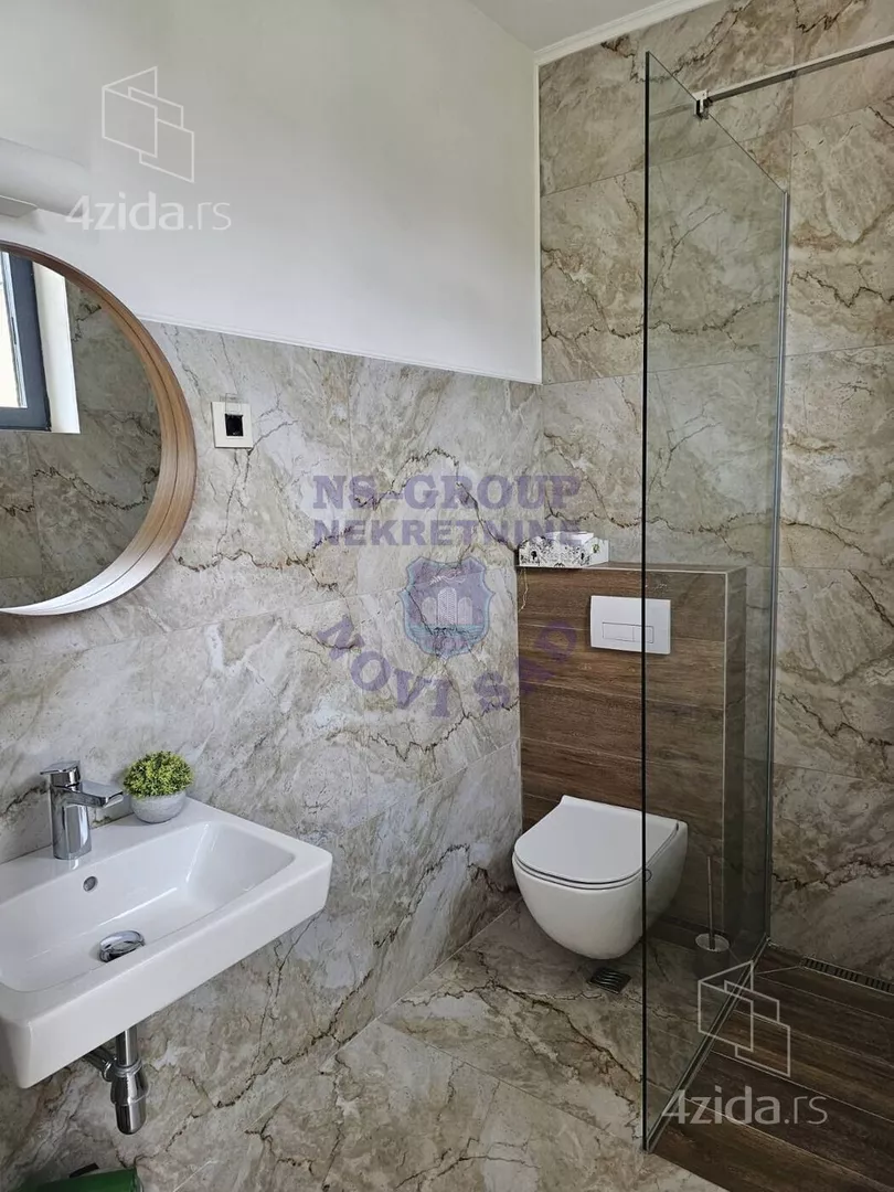 Petosoban stan | 4zida