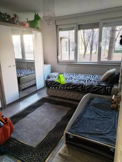 Bulevar Nemanjića | 4zida.rs