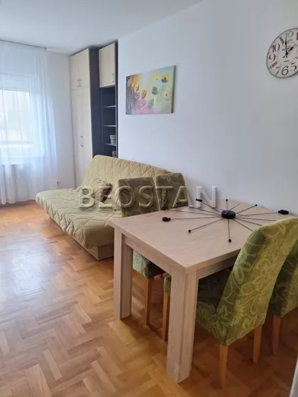 Stepa Stepanovic | 4zida.rs