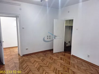 Cara Uroša | 4zida.rs