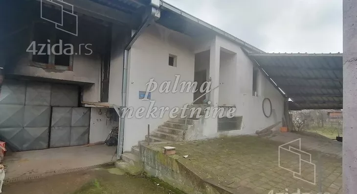 Lokal | 4zida