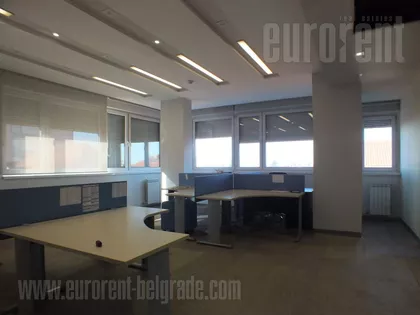 BANOVO BRDO | 4zida.rs