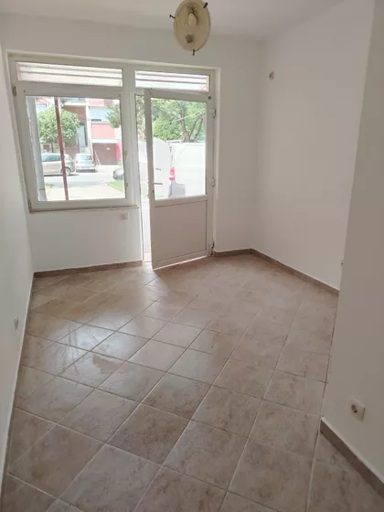 Borča | 4zida.rs