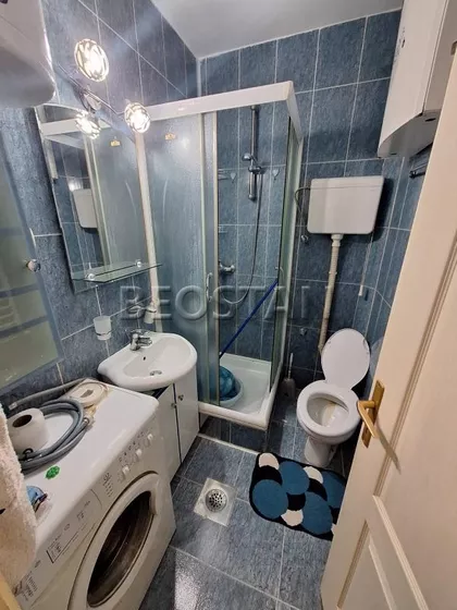 Banovicka | 4zida.rs