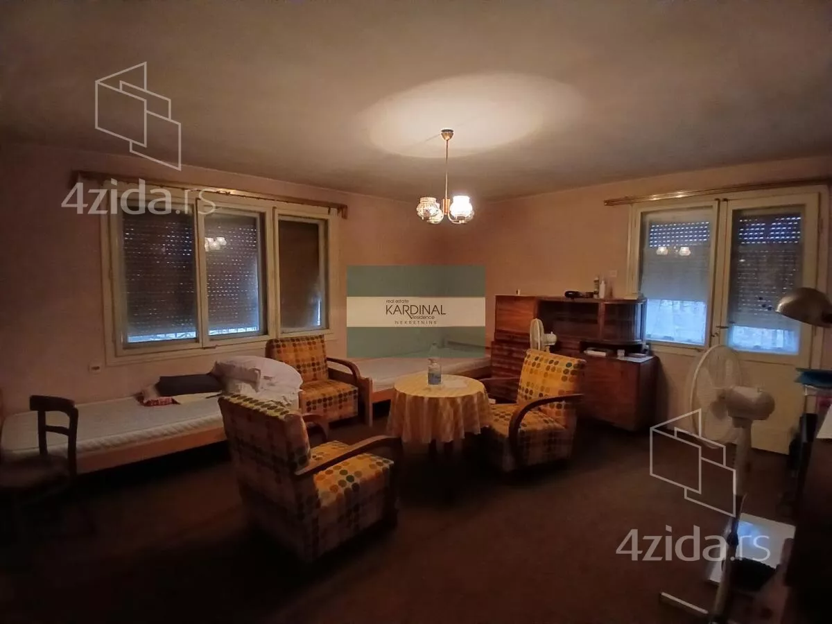 Kuća | 4zida