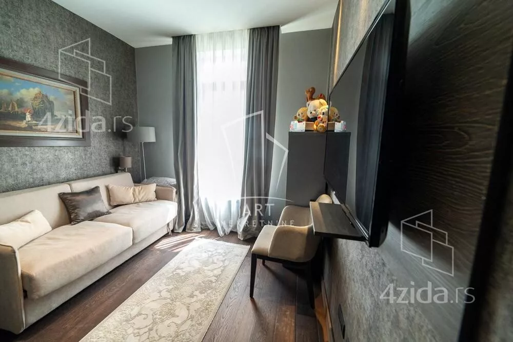 Petosoban stan | 4zida