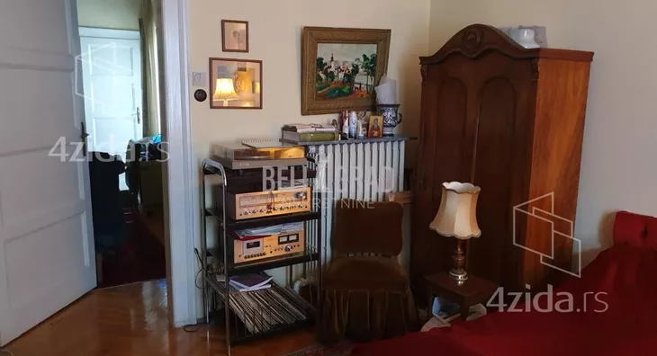 Četvoroiposoban stan | 4zida