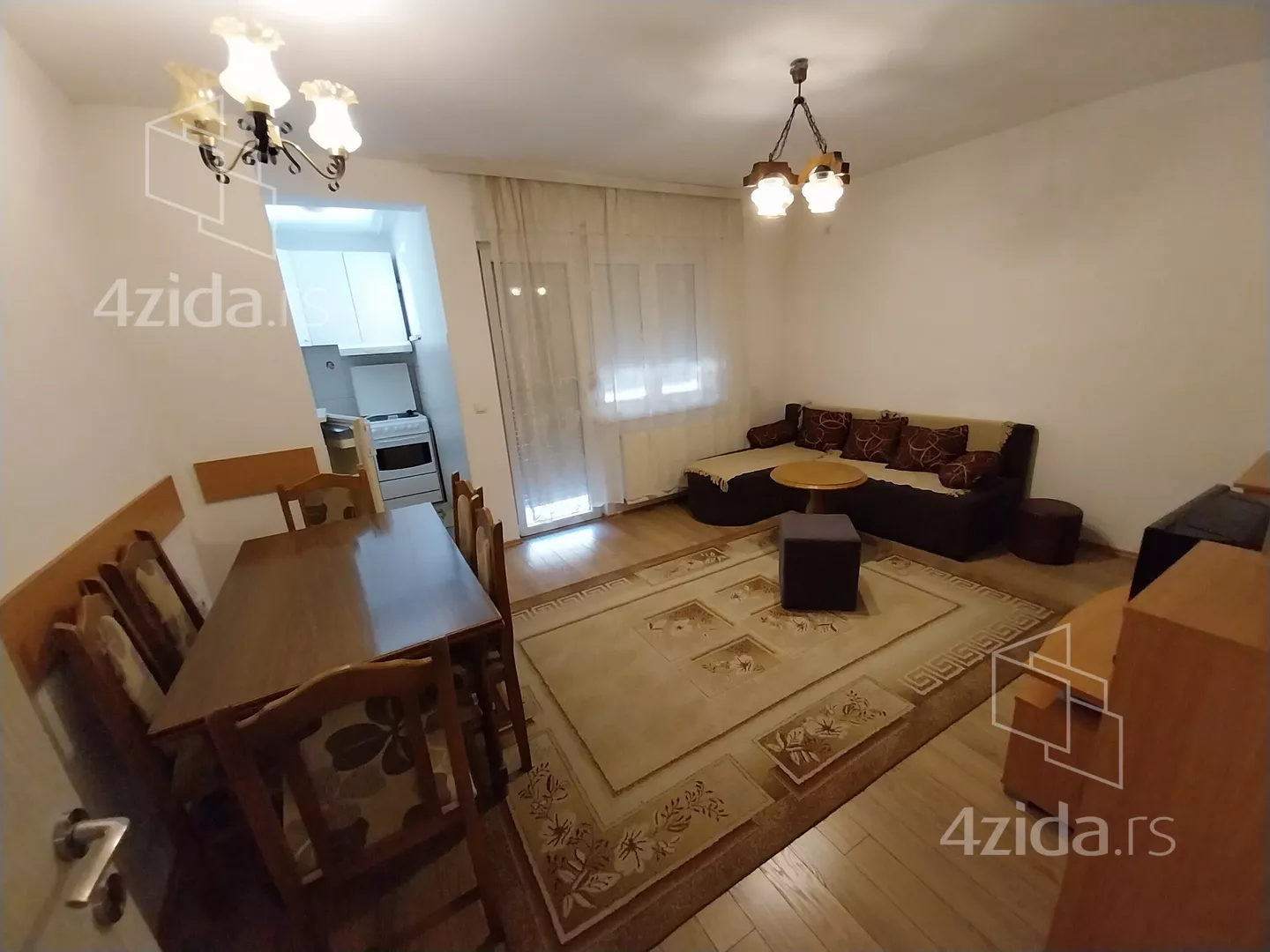 Jednoiposoban stan | 4zida