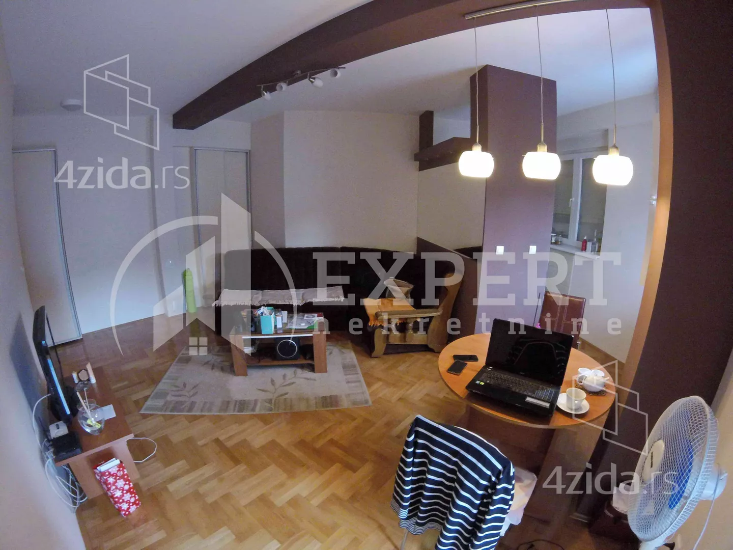 Jednoiposoban stan | 4zida