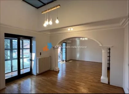 Autokomanda | 4zida.rs