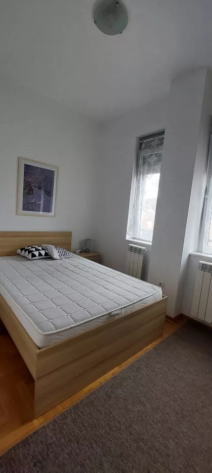 Banovo Brdo | 4zida.rs